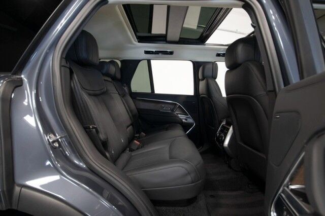 2024 Land Rover Range Rover Range Rover P400 SE *23 INCH FACTORY WHEELS* San Diego CA