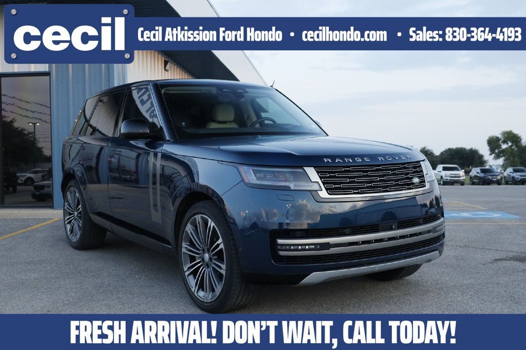 2024 Land Rover Range Rover SE
