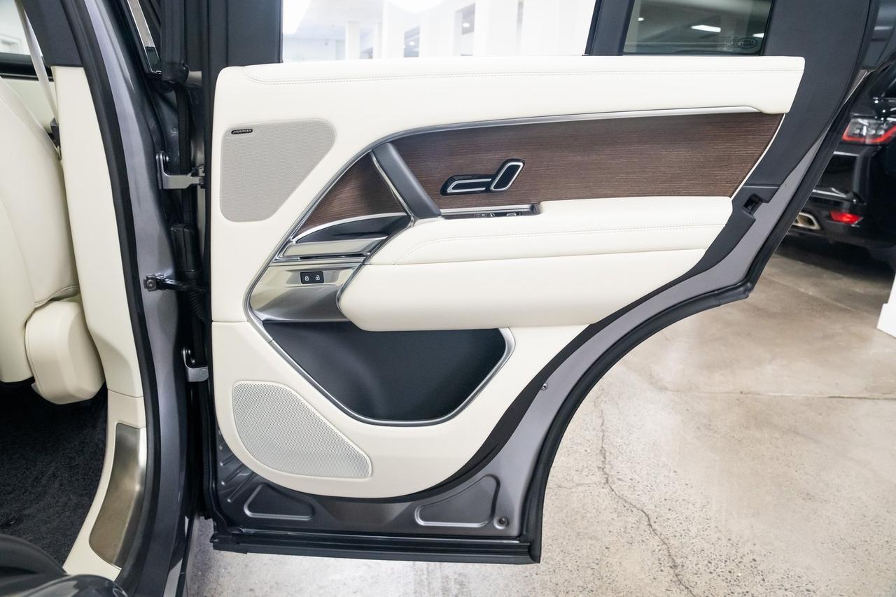 2024 Land Rover Range Rover SE 1 owner Vented Seats Towing Pack Portland OR