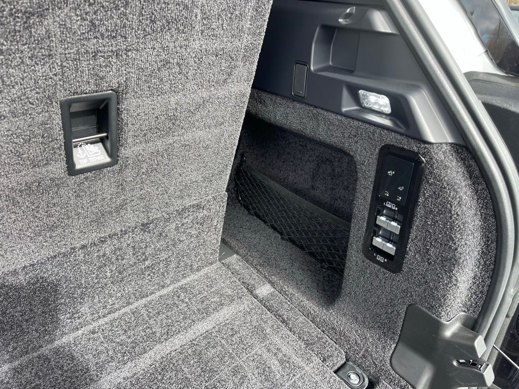 2024 Land Rover Range Rover SE Orange MA