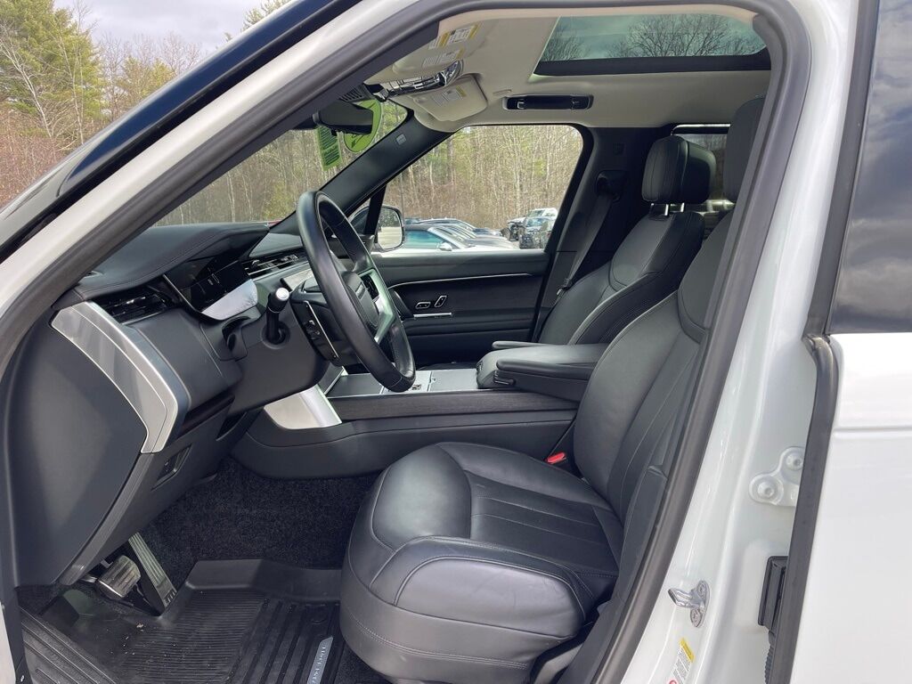 2024 Land Rover Range Rover SE Orange MA