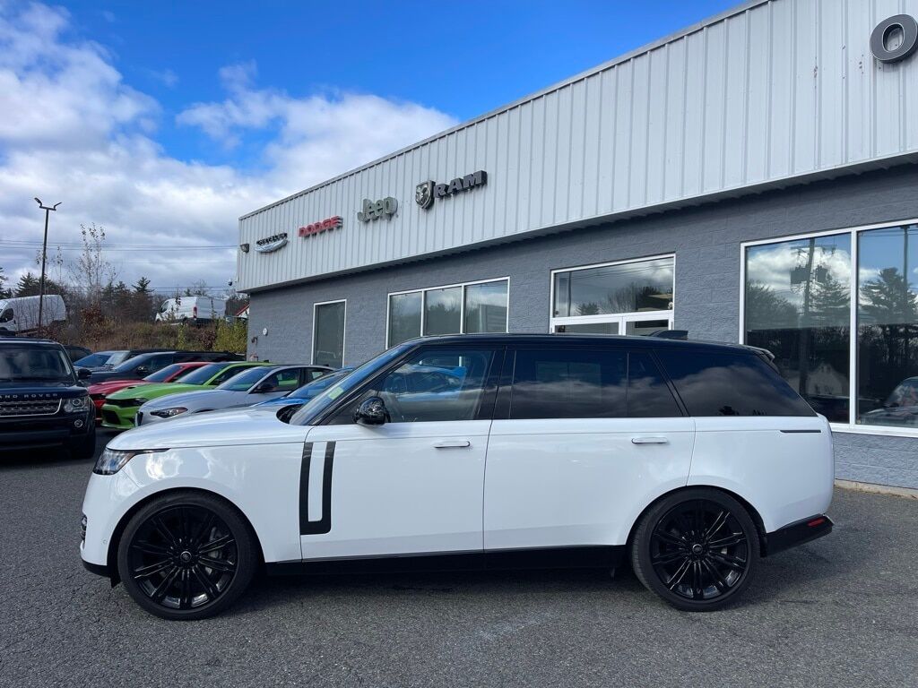 2024 Land Rover Range Rover SE Orange MA