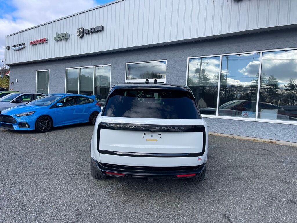 2024 Land Rover Range Rover SE Orange MA