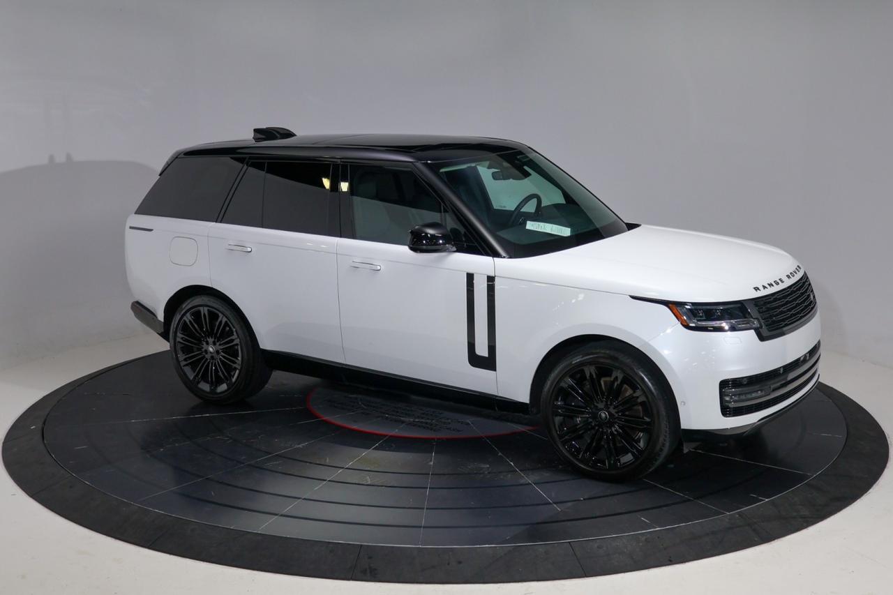 2024 Land Rover Range Rover SE
