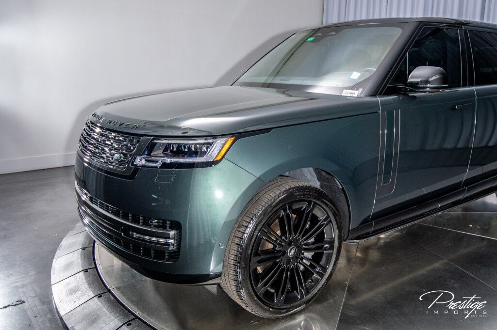 2024 Land Rover Range Rover SE LWB North Miami Beach FL
