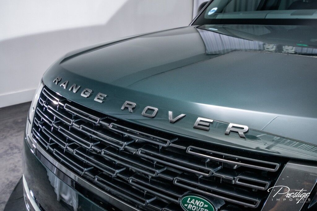 2024 Land Rover Range Rover SE LWB North Miami Beach FL