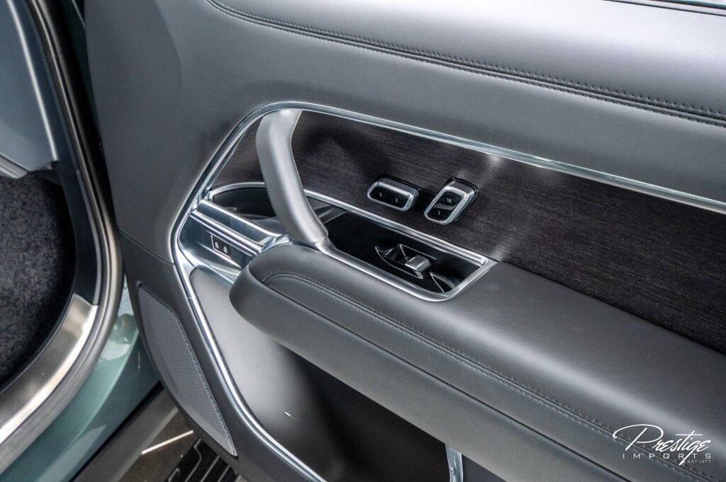 2024 Land Rover Range Rover SE LWB North Miami Beach FL