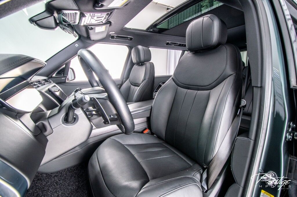 2024 Land Rover Range Rover SE LWB North Miami Beach FL