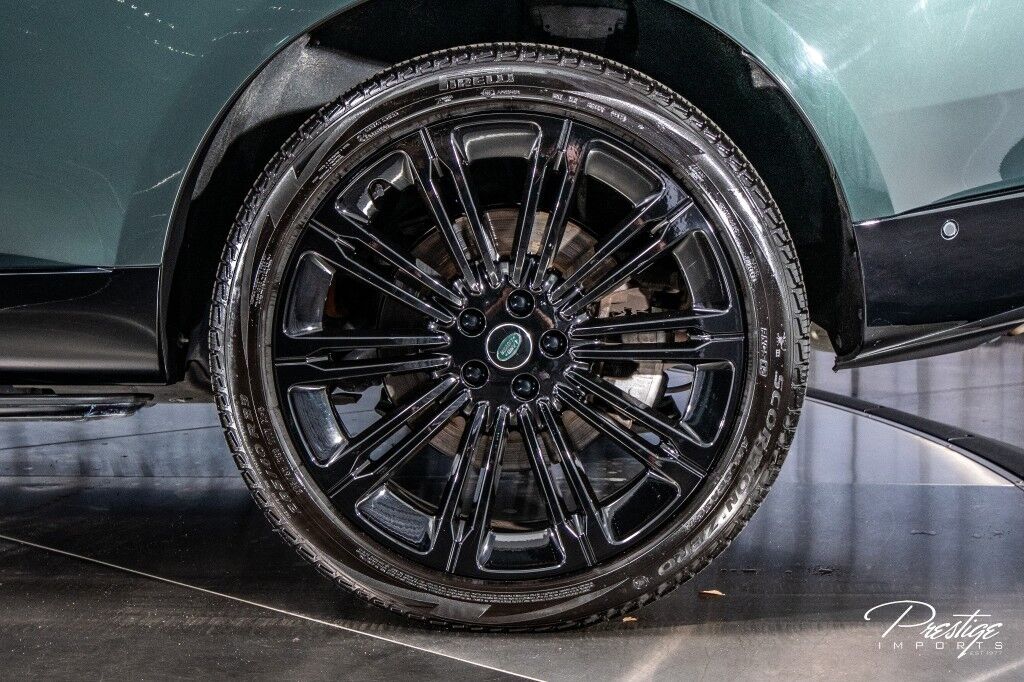 2024 Land Rover Range Rover SE LWB North Miami Beach FL