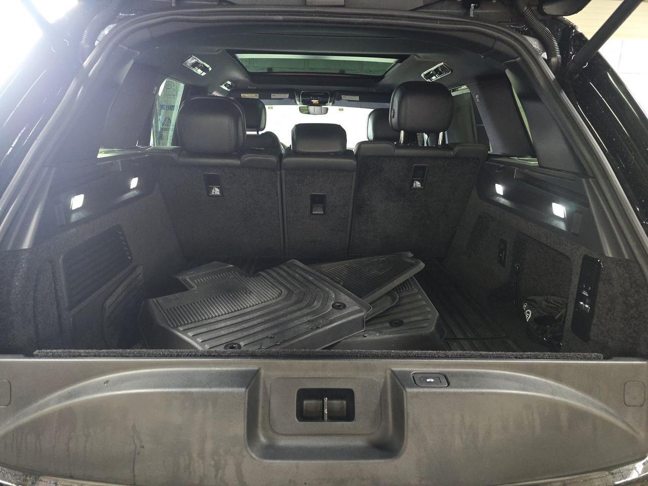 2024 Land Rover Range Rover SE Massage Seats Head-Up Display Portland OR