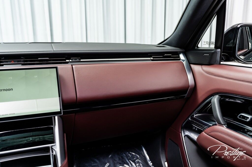 2024 Land Rover Range Rover SE North Miami Beach FL