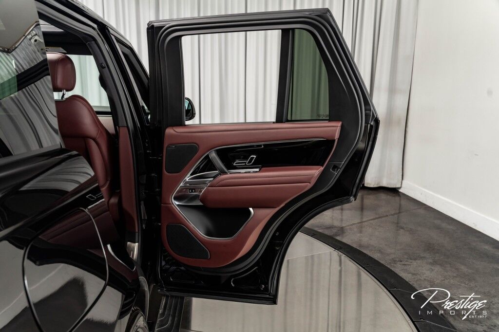 2024 Land Rover Range Rover SE North Miami Beach FL