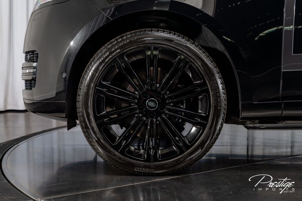 2024 Land Rover Range Rover SE North Miami Beach FL