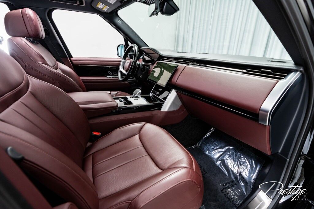 2024 Land Rover Range Rover SE North Miami Beach FL