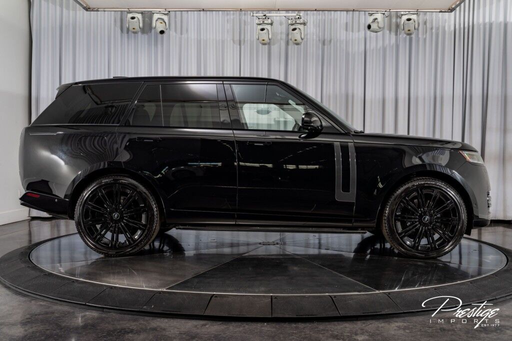 2024 Land Rover Range Rover SE North Miami Beach FL