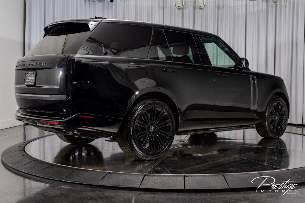 2024 Land Rover Range Rover SE North Miami Beach FL