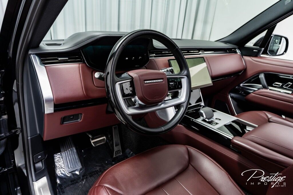 2024 Land Rover Range Rover SE North Miami Beach FL