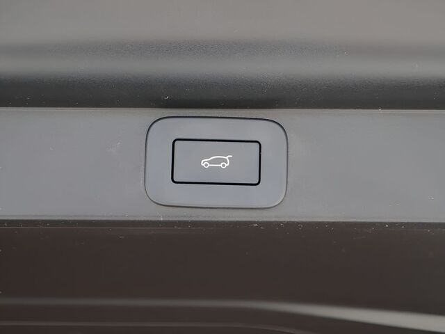 2024 Land Rover Range Rover SE Oshkosh WI