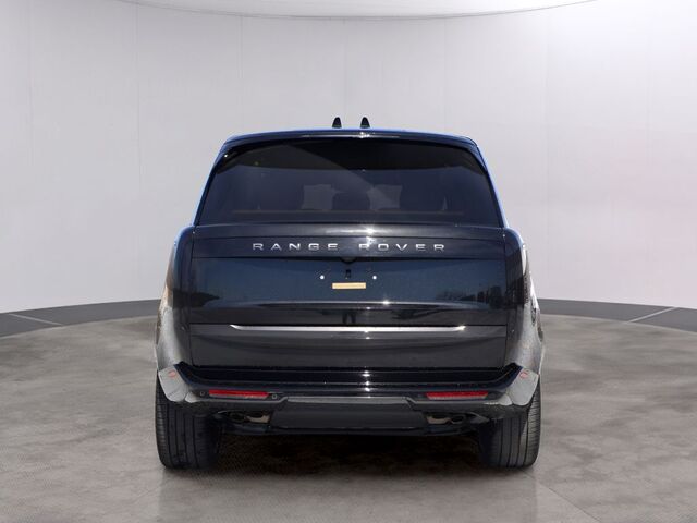 2024 Land Rover Range Rover SE Oshkosh WI