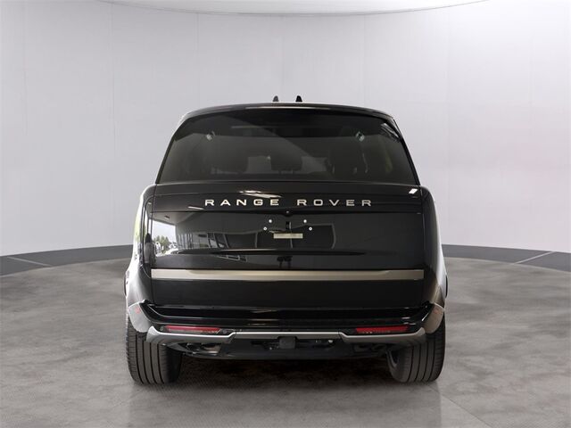 2024 Land Rover Range Rover SE Oshkosh WI