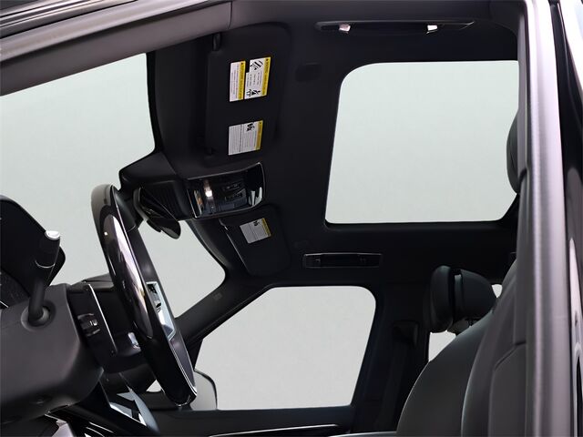 2024 Land Rover Range Rover SE Oshkosh WI