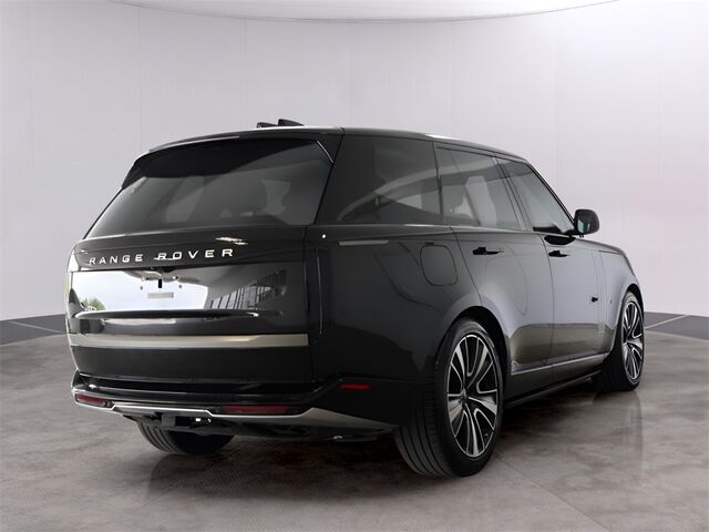 2024 Land Rover Range Rover SE Oshkosh WI