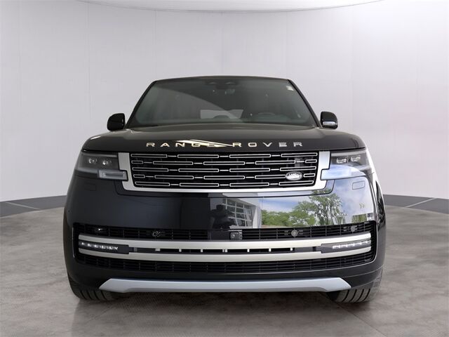 2024 Land Rover Range Rover SE Oshkosh WI