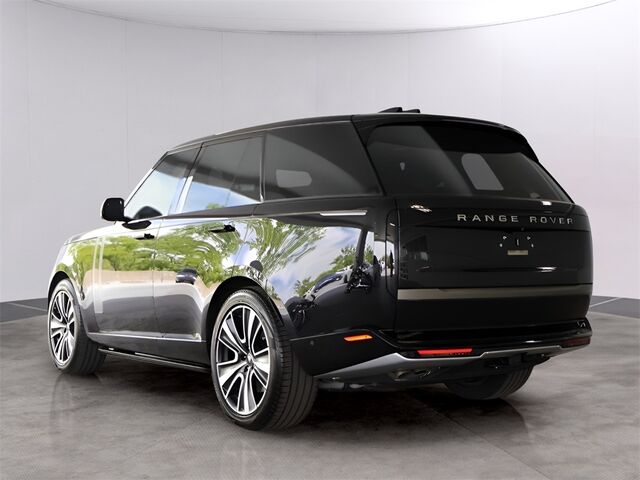 2024 Land Rover Range Rover SE Oshkosh WI