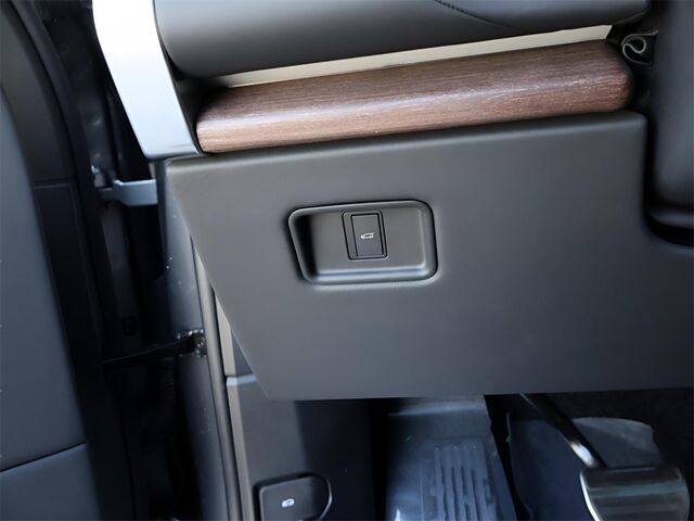 2024 Land Rover Range Rover SE Oshkosh WI