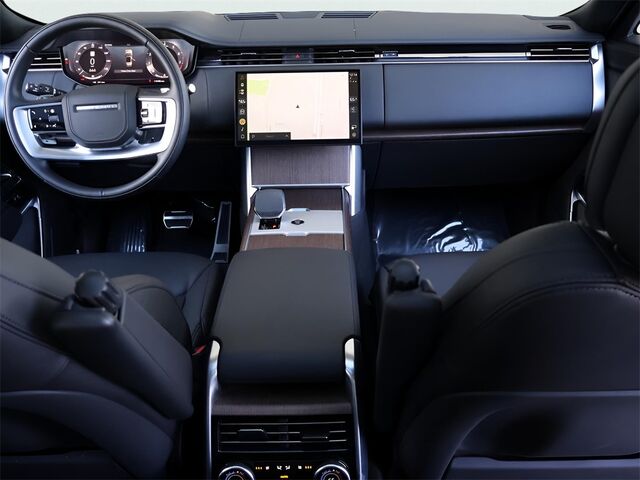 2024 Land Rover Range Rover SE Oshkosh WI