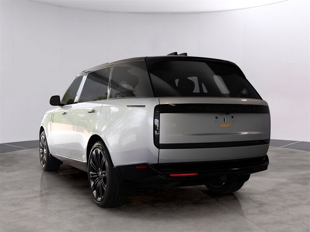 2024 Land Rover Range Rover SE Oshkosh WI