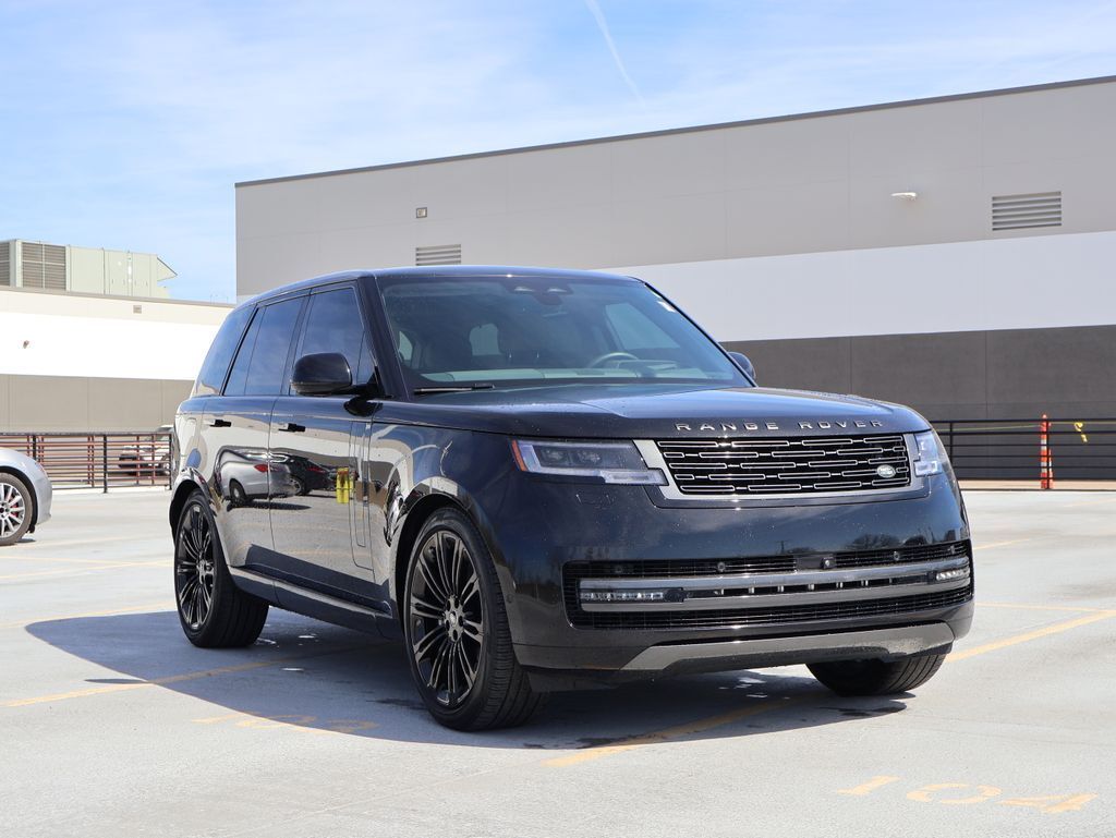 2024 Land Rover Range Rover SE