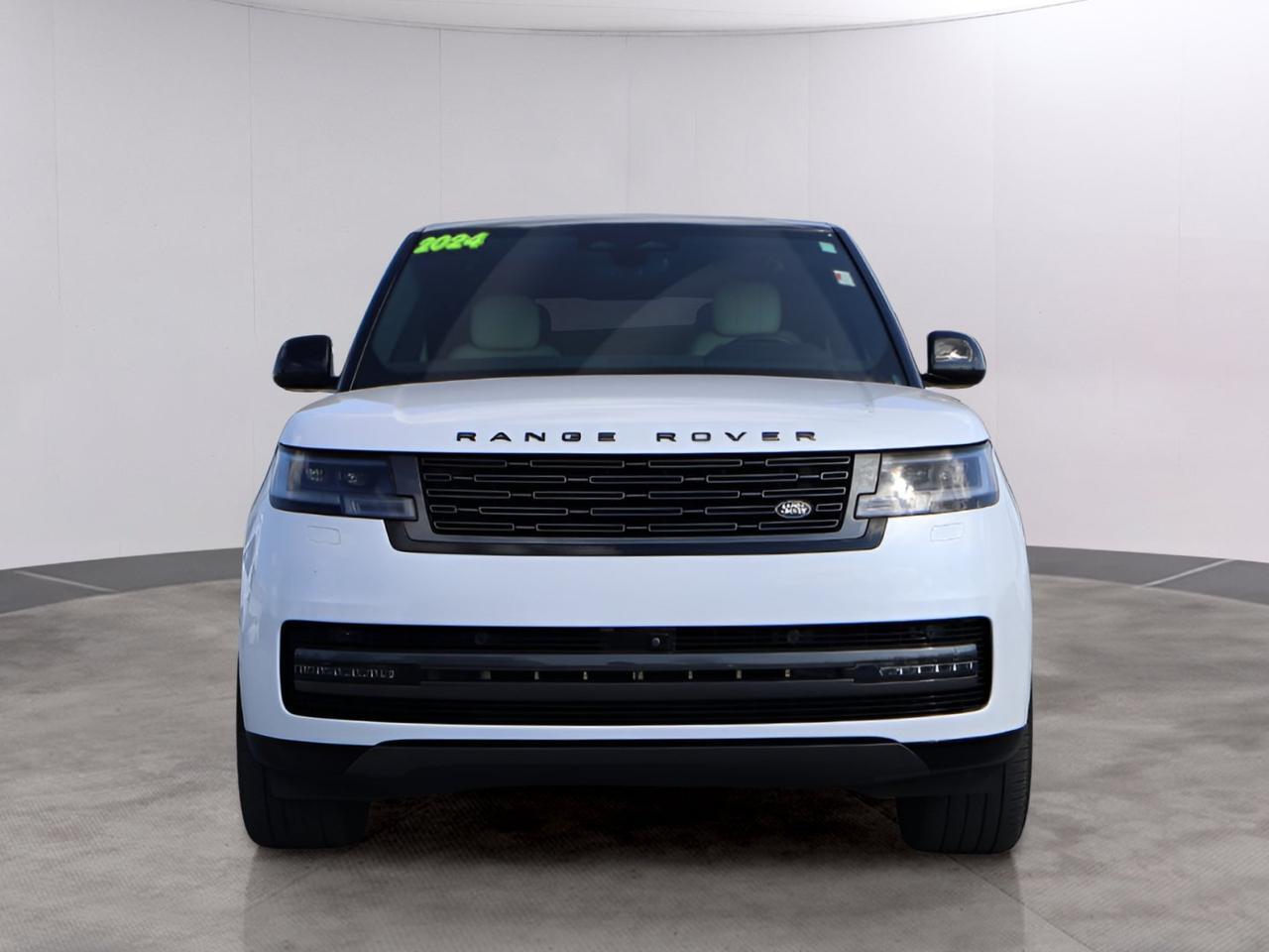 2024 Land Rover Range Rover SE