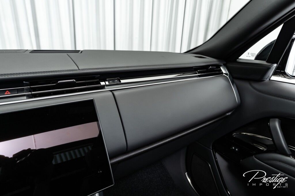 2024 Land Rover Range Rover SV North Miami Beach FL