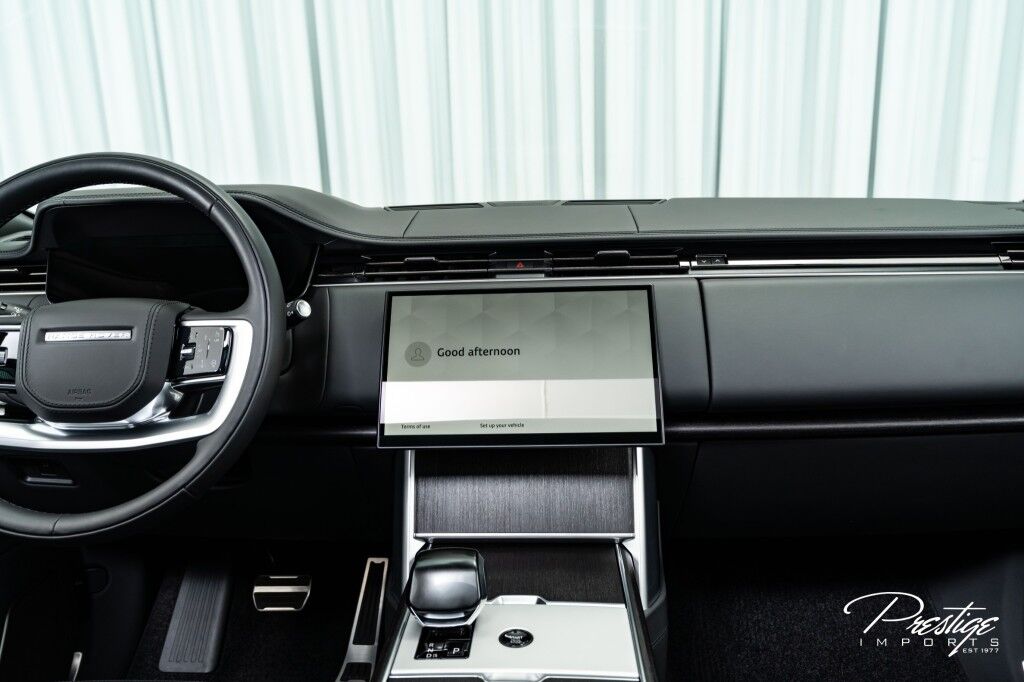 2024 Land Rover Range Rover SV North Miami Beach FL