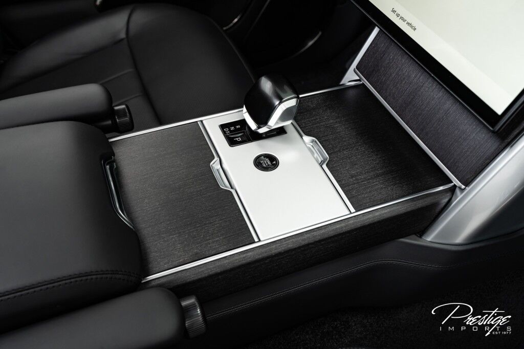 2024 Land Rover Range Rover SV North Miami Beach FL