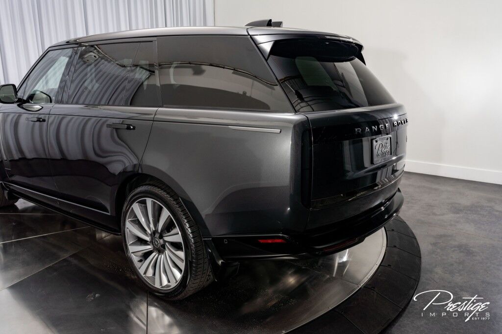 2024 Land Rover Range Rover SV North Miami Beach FL