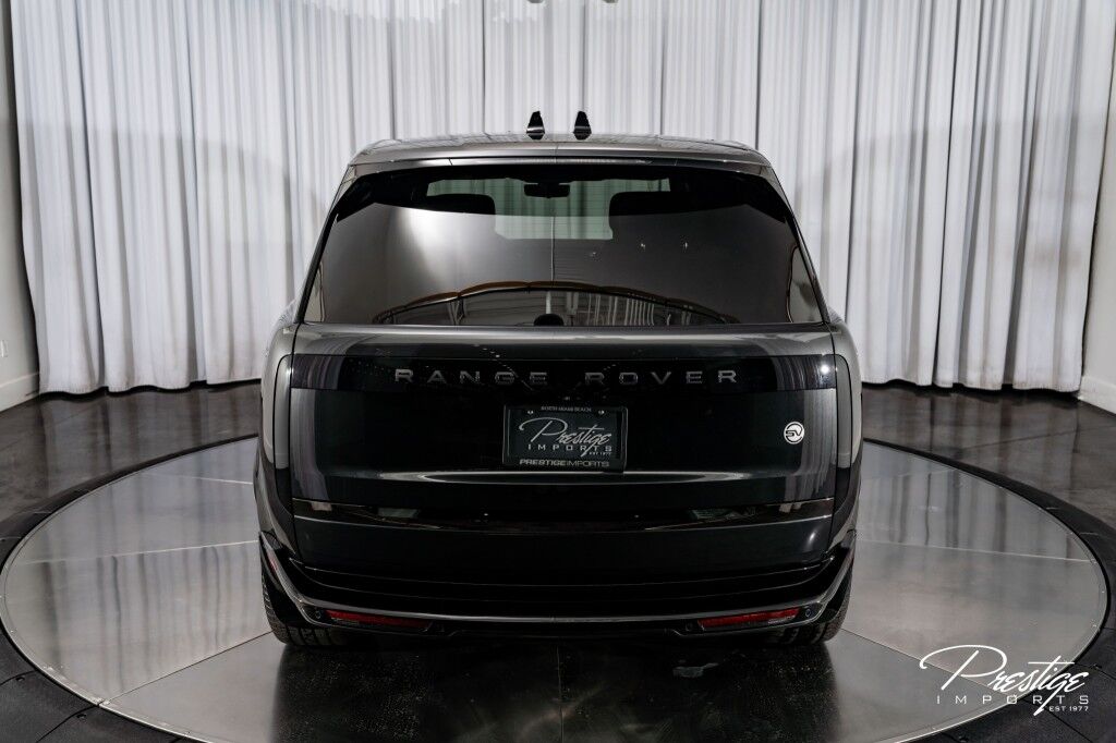 2024 Land Rover Range Rover SV North Miami Beach FL