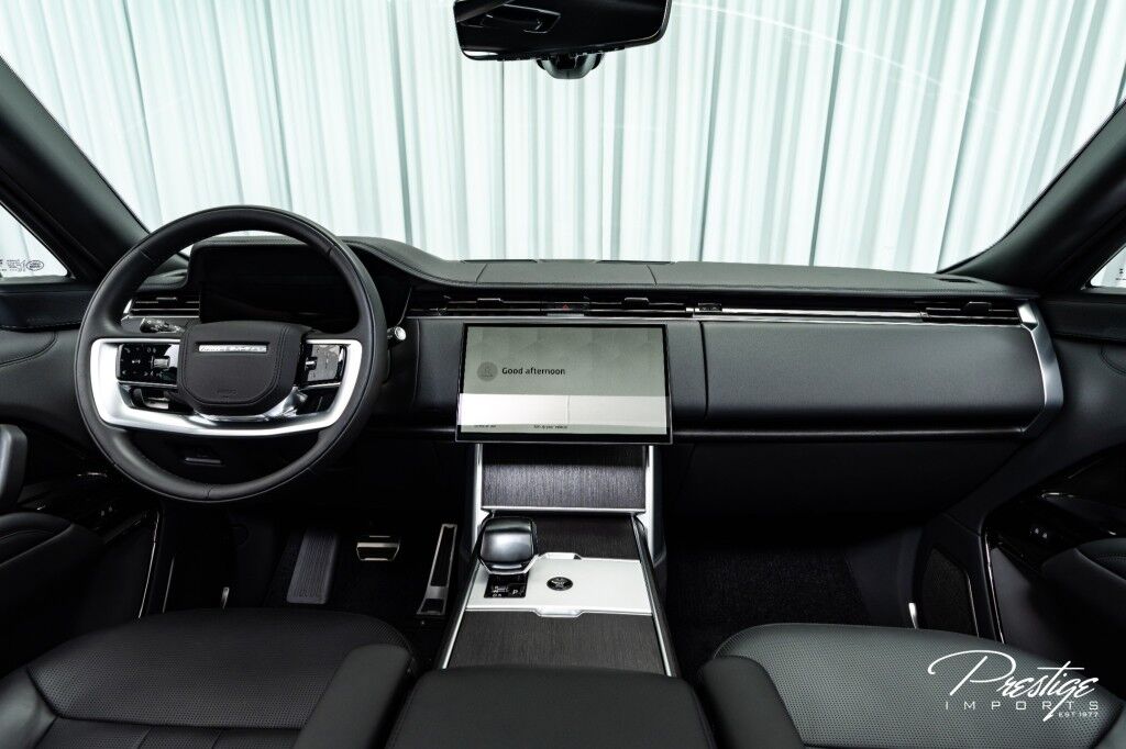 2024 Land Rover Range Rover SV North Miami Beach FL