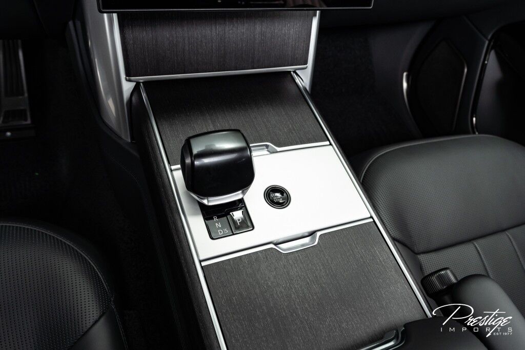 2024 Land Rover Range Rover SV North Miami Beach FL