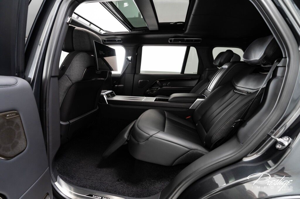 2024 Land Rover Range Rover SV North Miami Beach FL