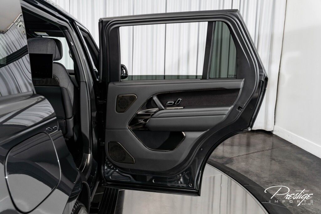 2024 Land Rover Range Rover SV North Miami Beach FL