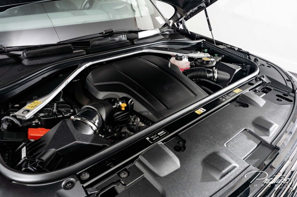 2024 Land Rover Range Rover SV North Miami Beach FL