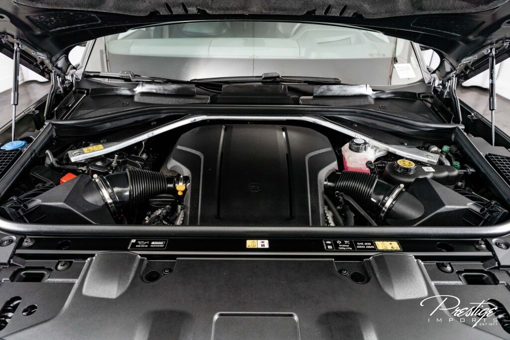 2024 Land Rover Range Rover SV North Miami Beach FL