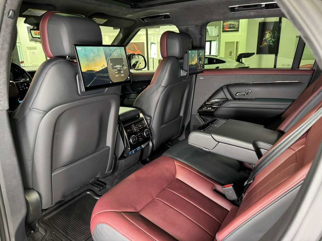 2024 Land Rover Range Rover Sport Autobiography Meridian 3D audio system, rear infotainment system AND MUCH MORE!!! Fort Lauderdale FL