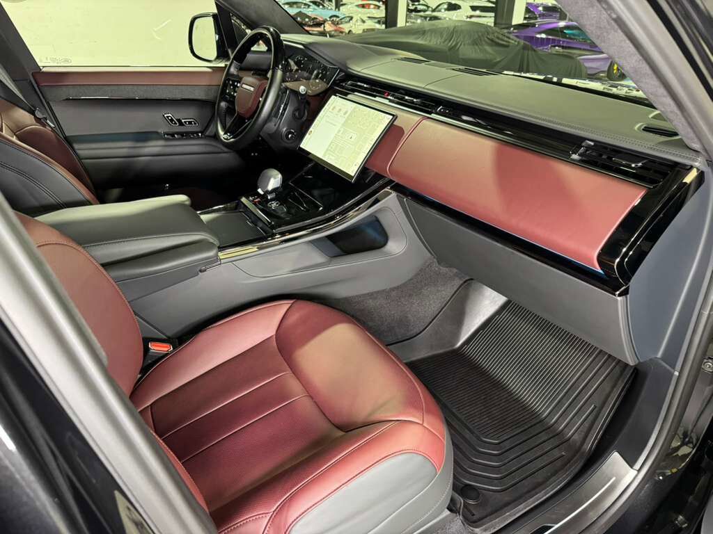 2024 Land Rover Range Rover Sport Autobiography Meridian 3D audio system, rear infotainment system AND MUCH MORE!!! Fort Lauderdale FL