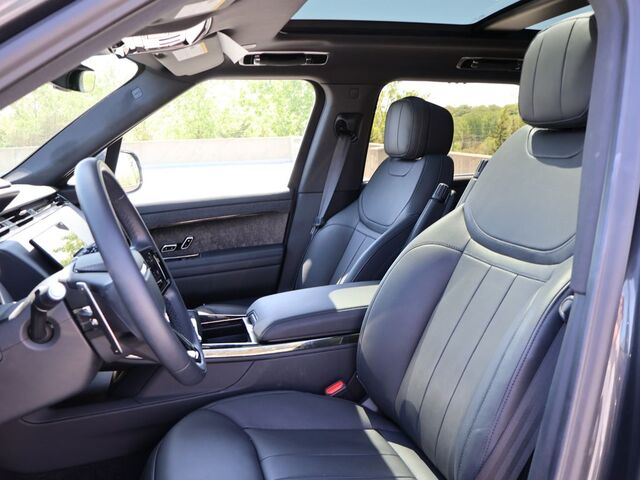 2024 Land Rover Range Rover Sport Dynamic SE Oshkosh WI