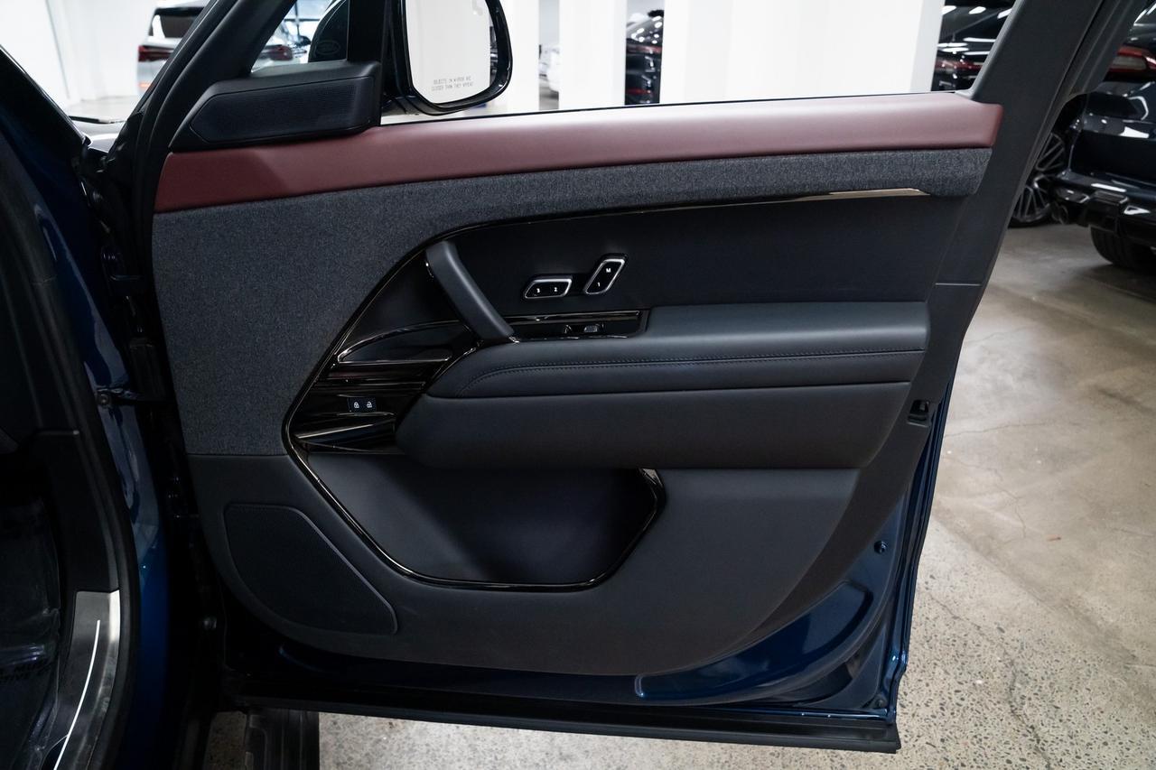 2024 Land Rover Range Rover Sport Plug-in Hybrid Autobiography 1 Owner Massage Seats Portland OR