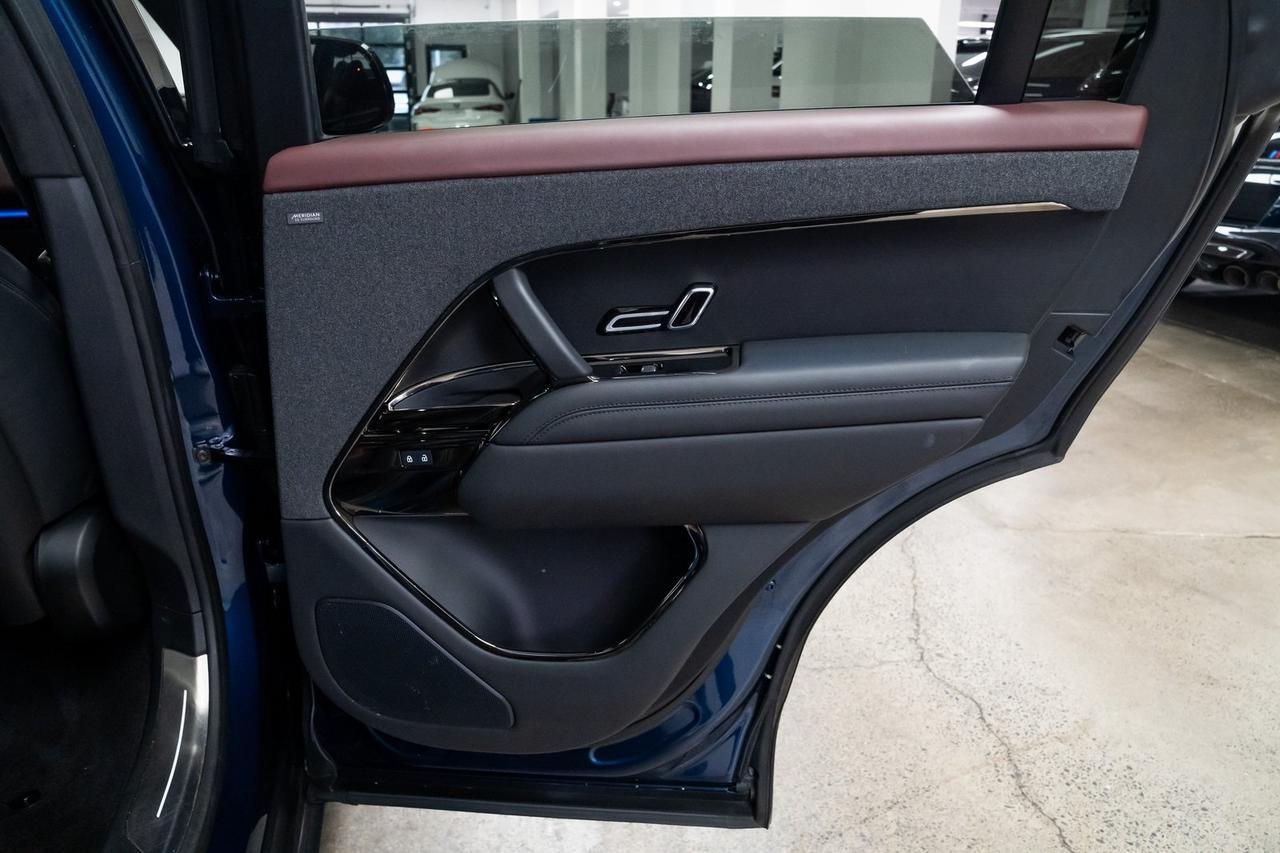 2024 Land Rover Range Rover Sport Plug-in Hybrid Autobiography 1 Owner Massage Seats Portland OR