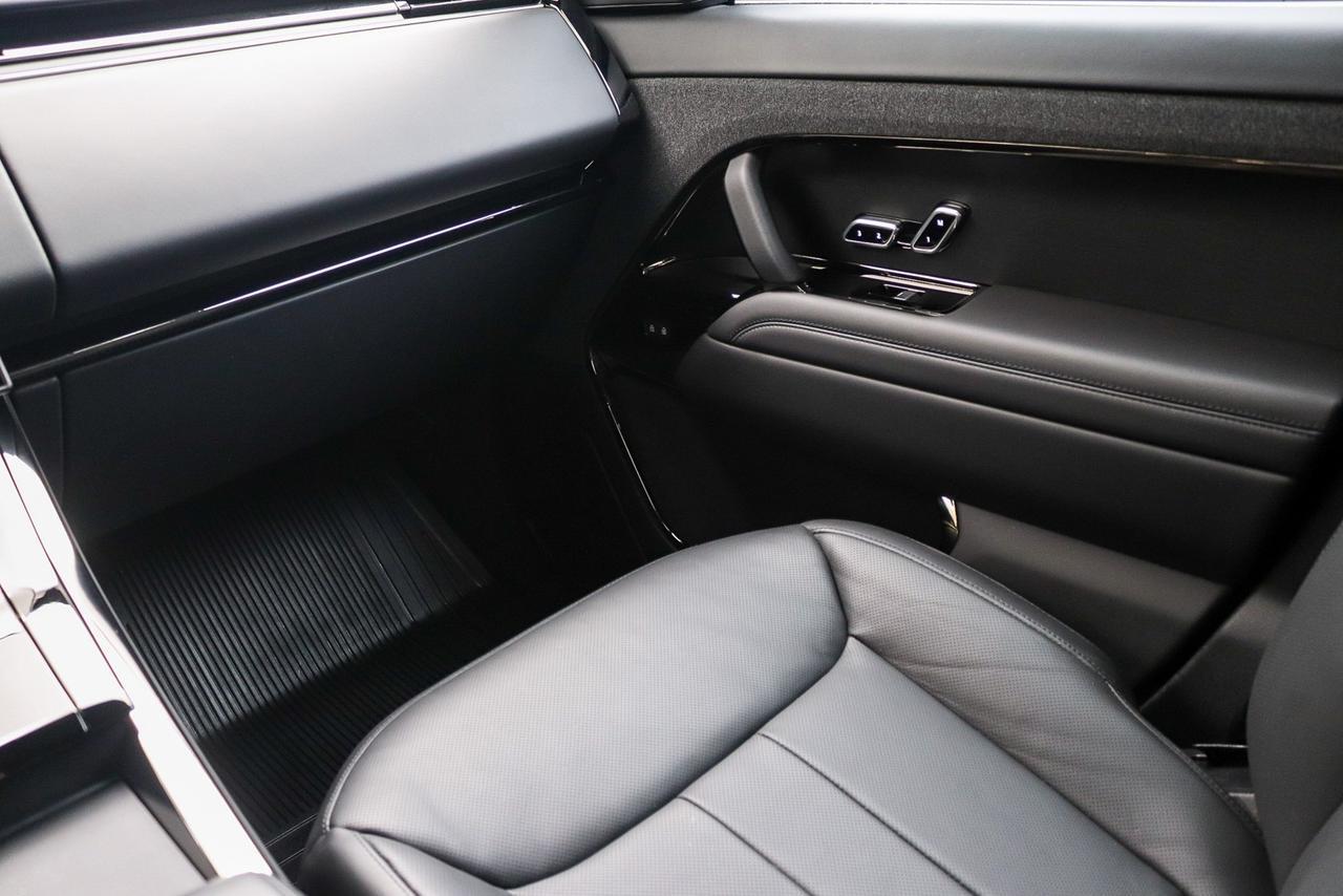 2024 Land Rover Range Rover Sport SE Newport Beach CA